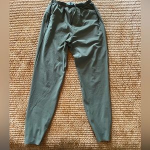 Lululemon high waisted pants. Size small. Womens. No tears, rips. Like new.